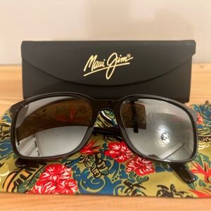 Maui Jim Wild Coast Polarized Sunglasses | Gloss Black w/ grey lens